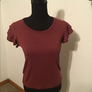 Basic burgundy flutter sleeve top